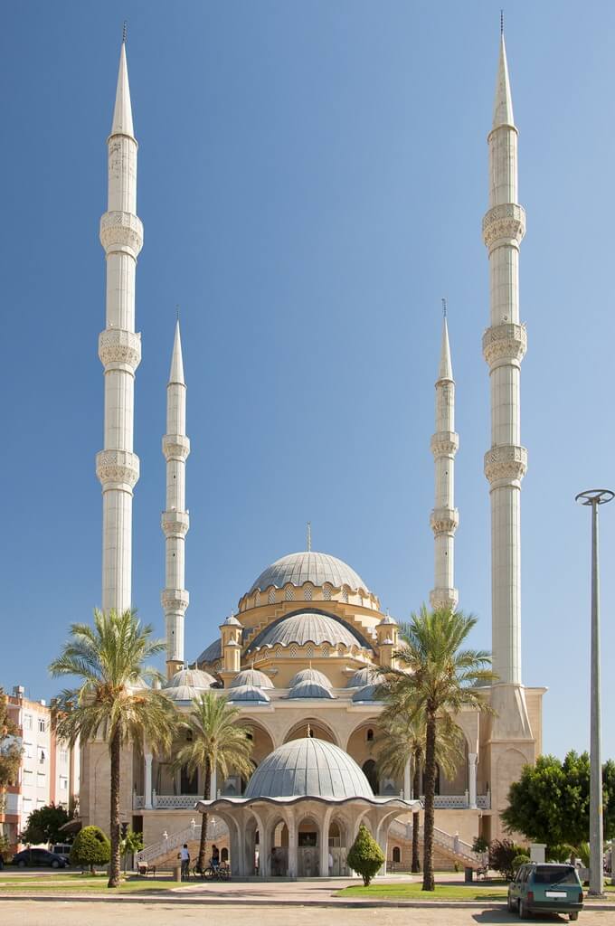 Meczet w Manavgat Turcja.jpg